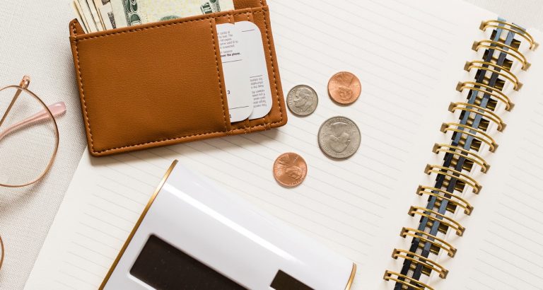 10 Easy Tips To Save Money On A Tight Budget