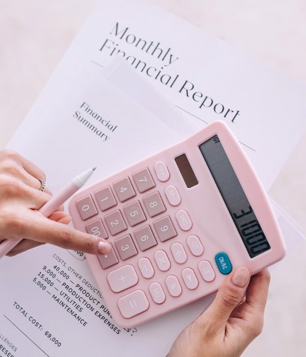 calculator and budgeting tips HerPaperRoute