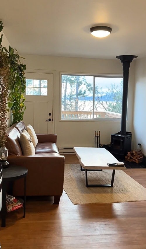 Cottage Weekend Ideas: Escape to The Tides on Pender Island 5 lavender cottage interior tides pender islnd