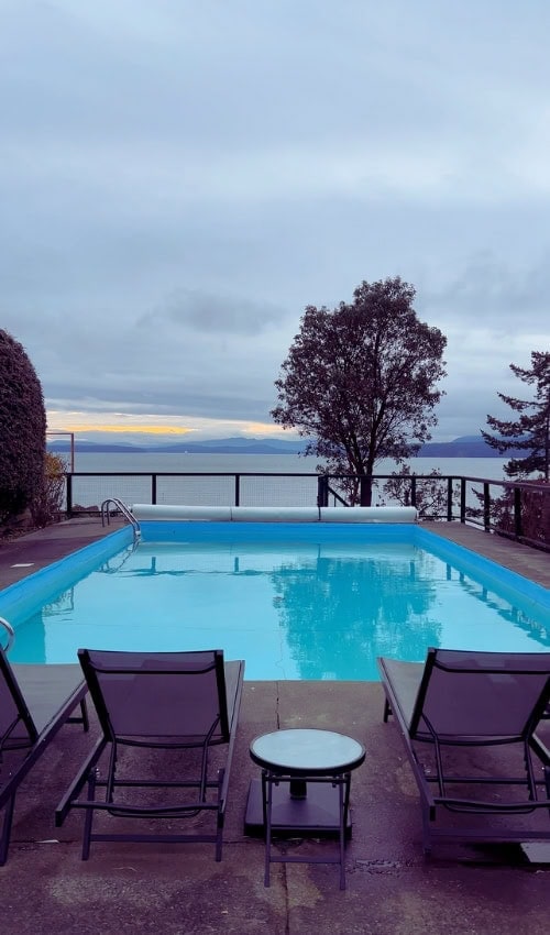 Cottage Weekend Ideas: Escape to The Tides on Pender Island 9 oceanfront pool at the Tides Pender Island hotel