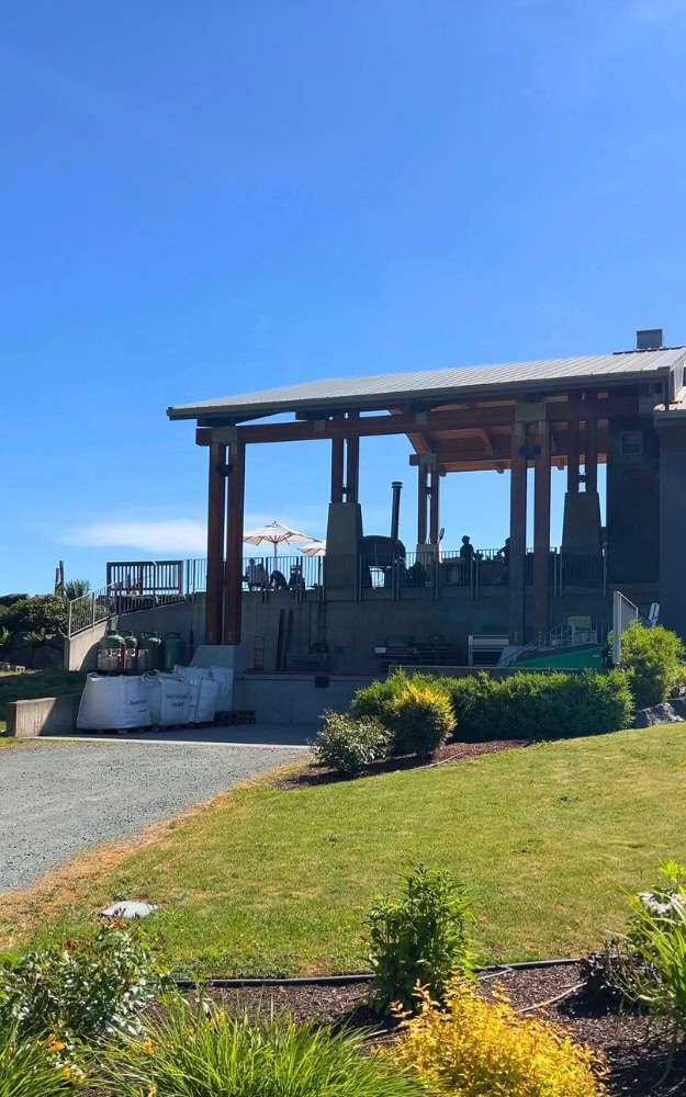 Planning the Perfect Day in South Cowichan, Itinerary 6 visitng blue grouse winery in cowichan pizza pop up